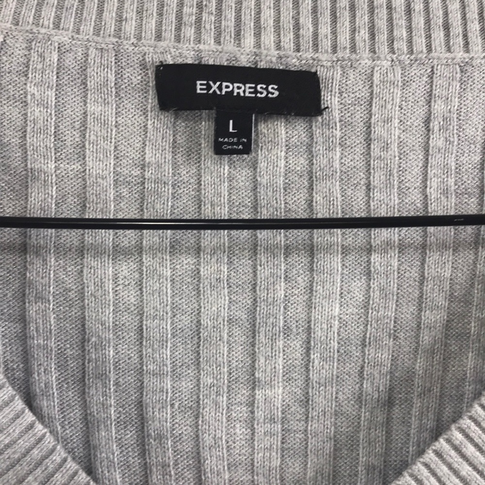 Express - Picture 2 of 4